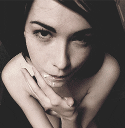 jenwillsuck:  brandilovescock:and i’m a faggot and i kneel to worship cock I can’t