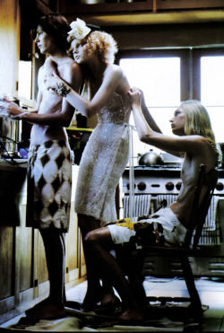 voguelovesme:  Jessica Stam/Vogue Italia September 2003 “Topanga Rose” By Steve Meisel