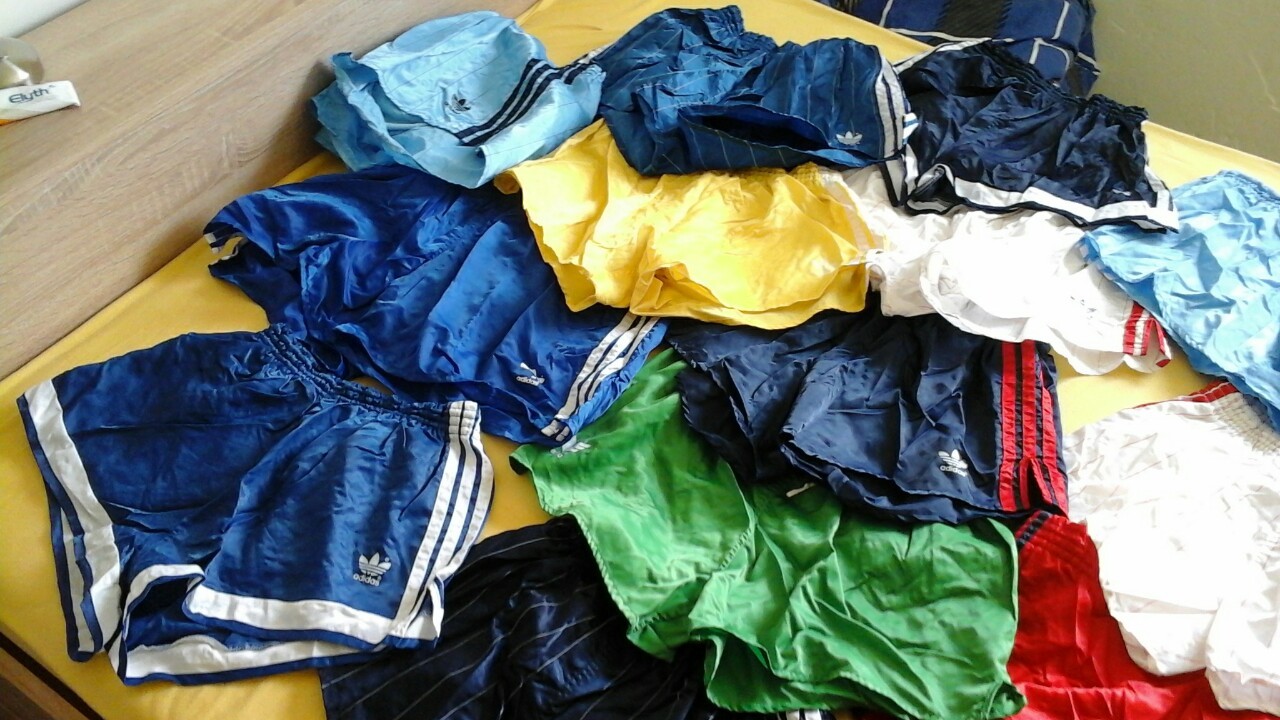 adidaswixman:  feedinglover76: feedinglover76:  Ein kleiner Teil meiner Glanzshorts
