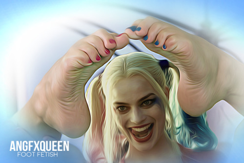 Harley Quinn feet foot_fetish soles tickling wrinkled soles www.patreon.com/angfxqueen