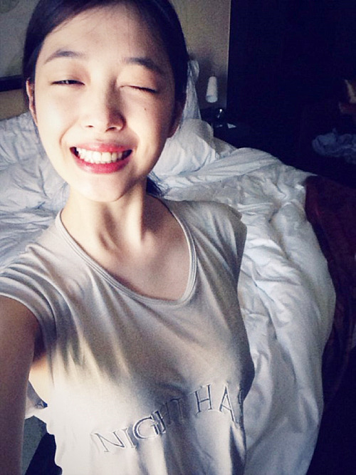 affxtionate:  131022 - f(Sulli) me2day: 여러부운~~~감기 조심 하세요!^^