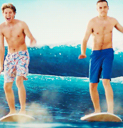 hhoran:  Niam in the Kiss You previews. 