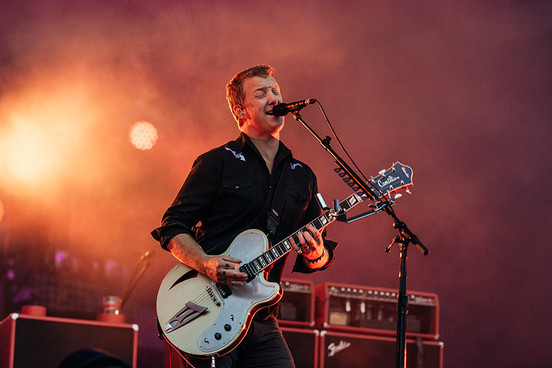 gotcaughtintheplaid:  Queens of the Stone Age - Sziget Festival 8.12.14 - photos