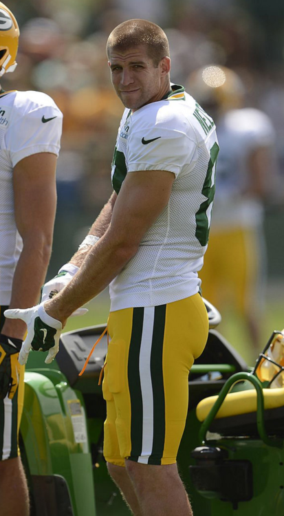 spndxjck: Jordy Nelson SpandexJock:  Dedicated to hot jocks (in an out of their uniforms).