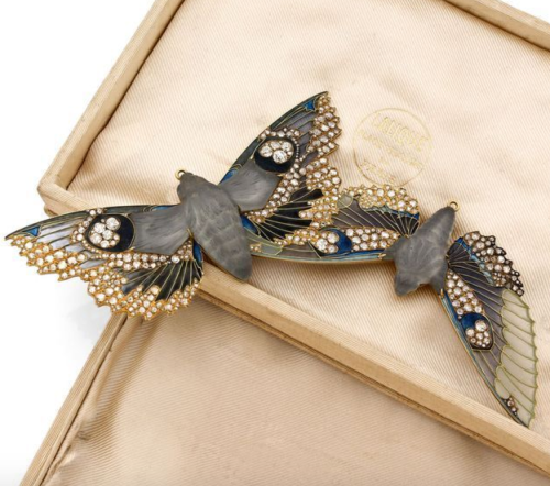 ephemeral-elegance: Diamond and Plique a Jour Brooch, ca. late 19th Century René Lalique via 