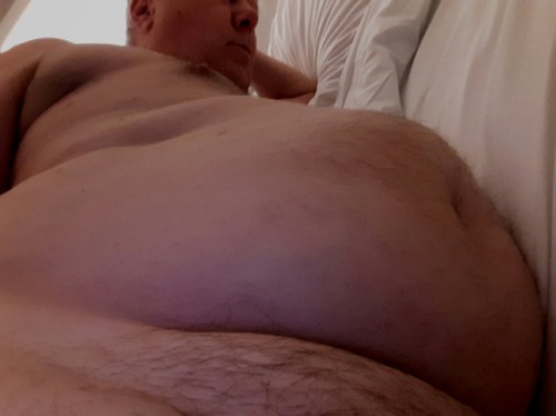 benjay2016: The hog relaxes