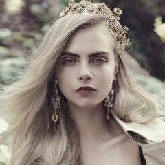 beautifulmoda:  Cara Delevingne  Queen