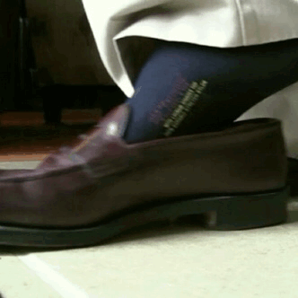 rankdresssockslover: blksocklver:  aln2geardss:  Been dying to get out of these loafers