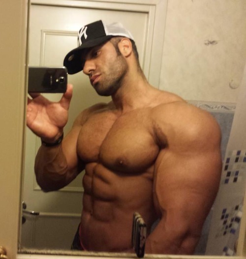 muscletits:  Twist on those nipples and Mr Big Man will be a good little muscle toy.