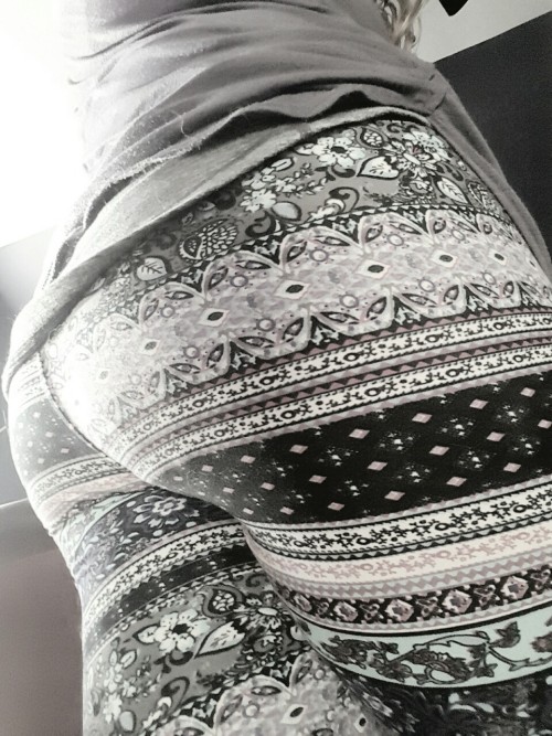 nsagirl:  Yoga booty