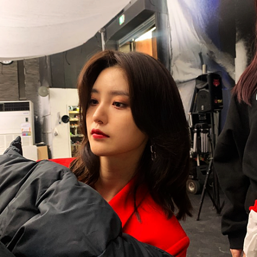 girlgroupnetwork:Bad Jeonghwa for you.