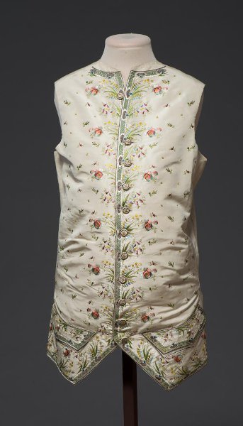 history-of-fashion:1780s Coat and waistcoat (probably Russia)waistcoat - silk, cloth, silk embroider