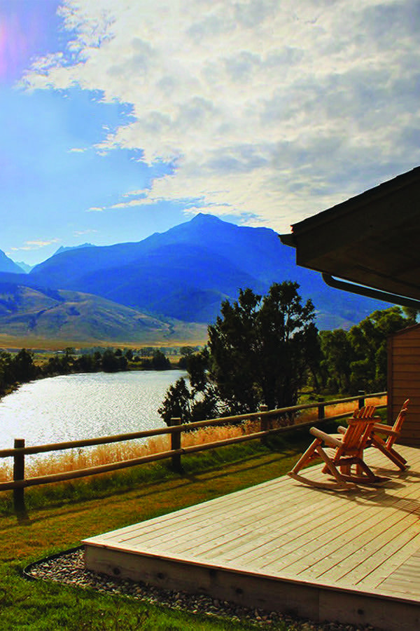 luvshotsex:  southernsideofme:  Let’s just sit a while and take in the fresh air