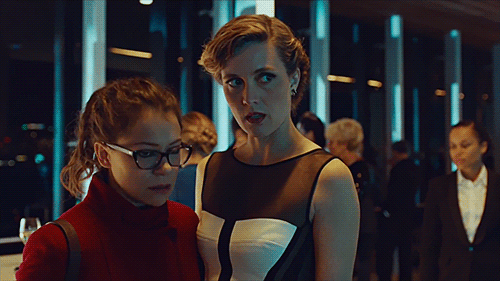 cos-ima-324b21:  this tag killed me #I love how delphines really serious and sarahs
