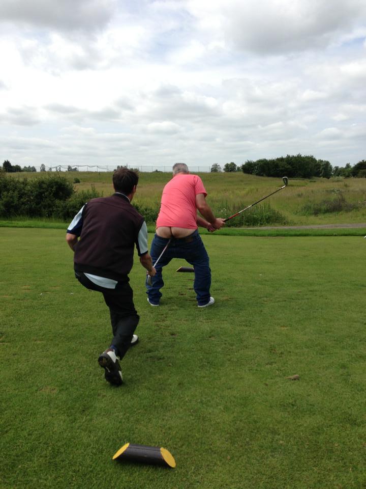 falloutbong:  i went on my mums facebook page and thats my dad sticking a golf club