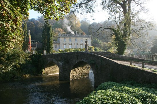 nordicsublime:Iford manor via www.tripadvisor.co.uk