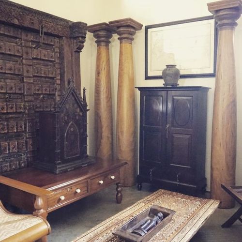 In the shop today.  . . . . #pillars #satinwood #olddoor #globalantiques #architectural #architectur