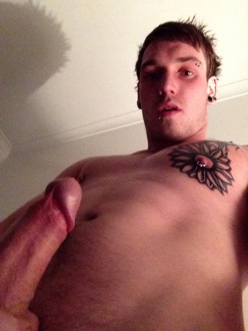 taylormartinxxx:  theconsolidator:  straightaussieselfies:  Matthew, 21 Ballarat VIC straightaussieselfies.tumblr.com Home of the best Aussie straight naked selfies! Follow me to see more original content!   Follow The Consolidator.  I want to fuck some