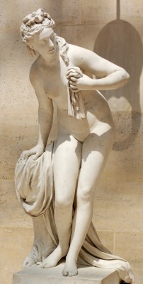 elegantiaearbiter: Diana and Venus, by Christophe-Gabriel Allegrain, Musée du Louvre, Paris.