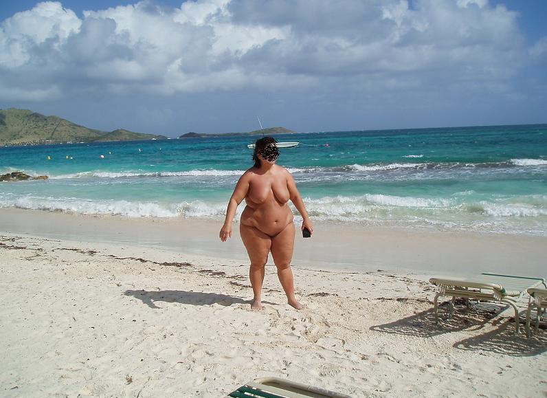 mommmmys-free-photos:  http://mommmmys-free-photos.tumblr.com/