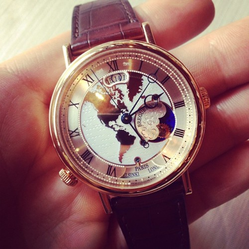 The #Breguet world time with two zone quick jump. Very clever. 77,000 CHF in rose. (at Le Chronographe)