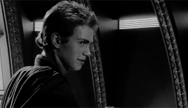 polis-massa:  Anakin ‘please don’t look at me like that’ Skywalker