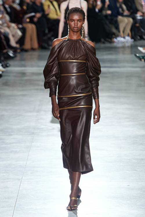 knittinganddrinkingtea: Schiaparelli Haute Couture Spring 2020 Model: Akiima