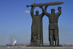 eggcup:  nawschododbugu: Rear-front Memorial. Magnitogorsk. Obwód Czelabiński. Rosja. bro give me back my huge sword what the fuck dude give it back 