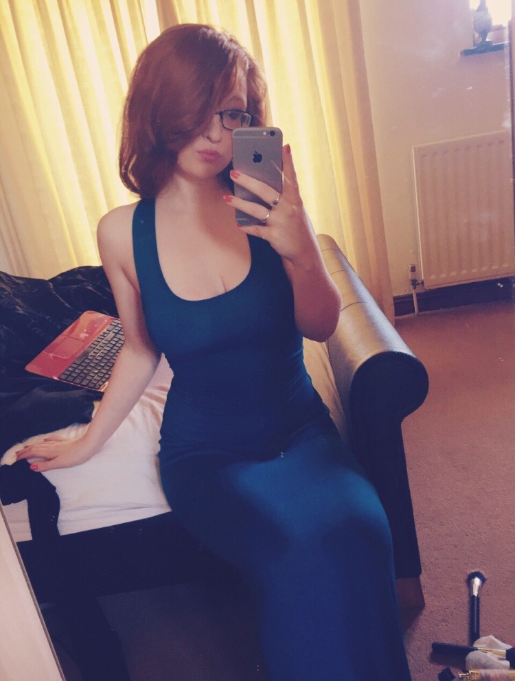 iwishiwasyourfavouritegirl:  right im off out and im determined to make this dress