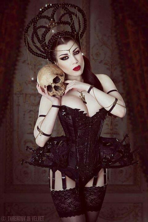 Porn Pics victorian-goth:  Victorian goth http://victorian-goth.tumblr.com/