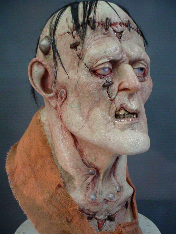 z0mbi3-s0krat3s:Crazy wicked cool horror sculptures from –&gt; MonsterAsylum