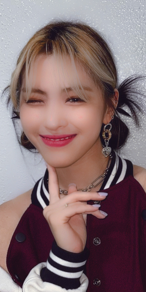 Ryunjin (Itzy) Lockscreens