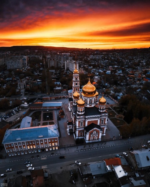 my-russia:Orthodox church in SaratovPhoto: defocuss