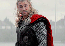 simplychrishemsworth: asgardian dork in a cape