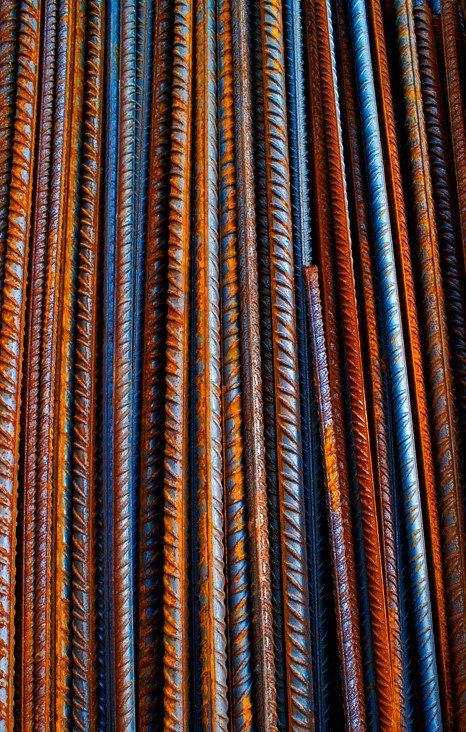 mlsg: siyahalbatros:   Irons Colors Urban backbone  Exactly. 