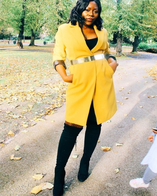 #fallstyle I have styled Five Fall Outfits including this mustard coat from @newlookfashion on my ch