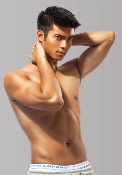 365daysofsexy:  MIKAEL DAEZ for Hanford 