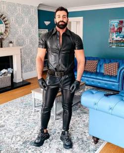 leatherloveforever: