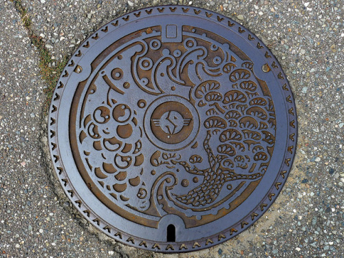 Takamatsu Ishikawa, manhole cover （石川県高松町のマンホール） on Flickr.