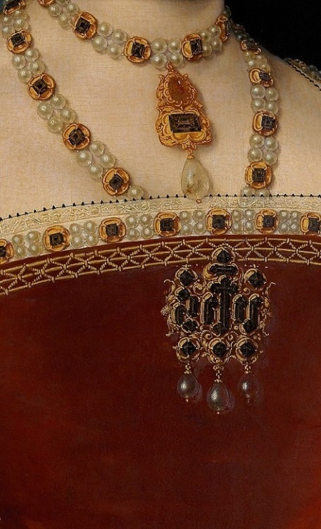  Jane Seymour (details, 1536) Hans Holbein the Younger 