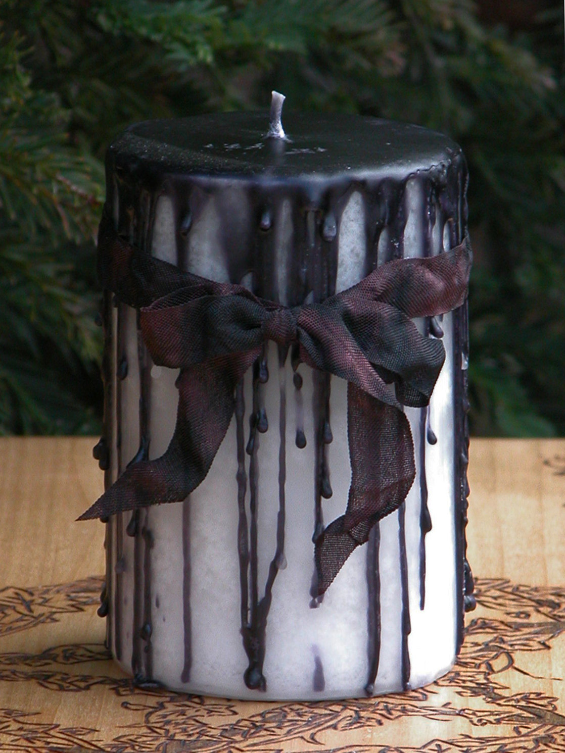 morg-ana:  theravenaurora:  Absolutely gorgeous, unique candles from ~WhiteMagickAlchemy~