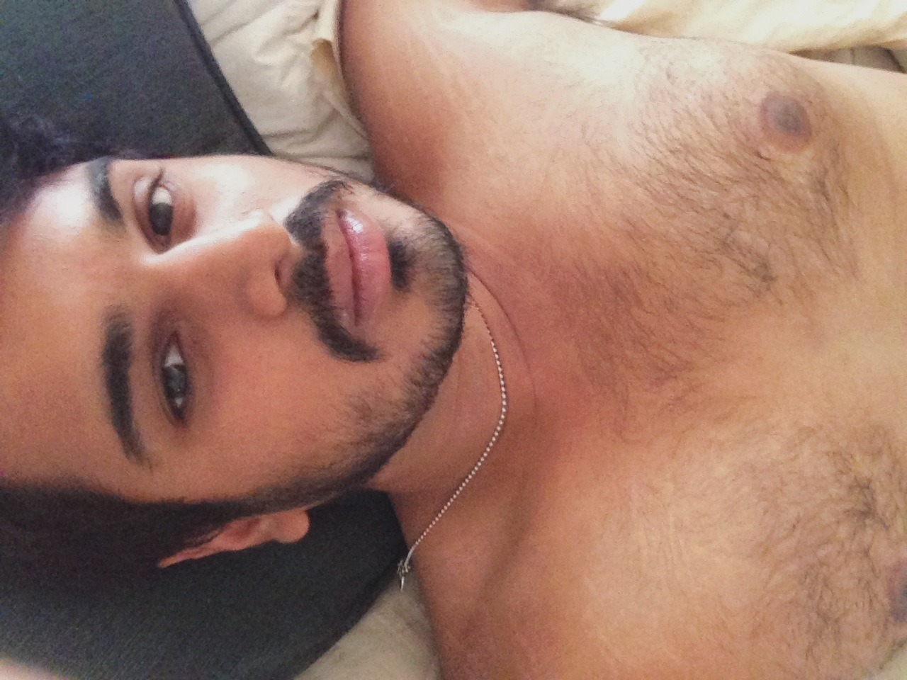 khvdahafiz:  Today’s my self-care day: good music, a facial, a nice shower and