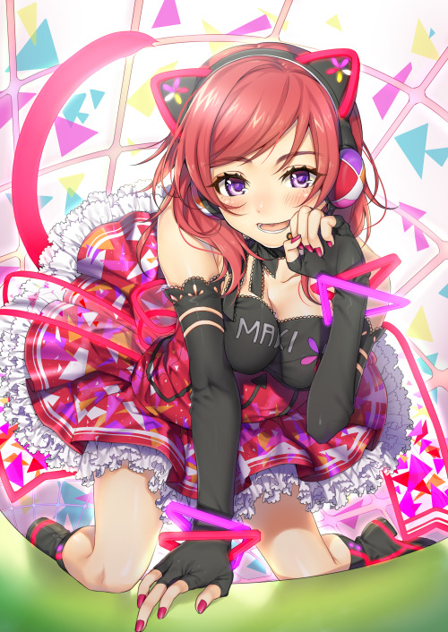 getyournekoshere:  My waifu with sexy gloves omg #dying <3 