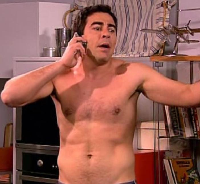 tiosquequitanelhipo:  Pablo Chiapella