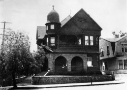 yesterdaysprint:  Fred Baker residence, North