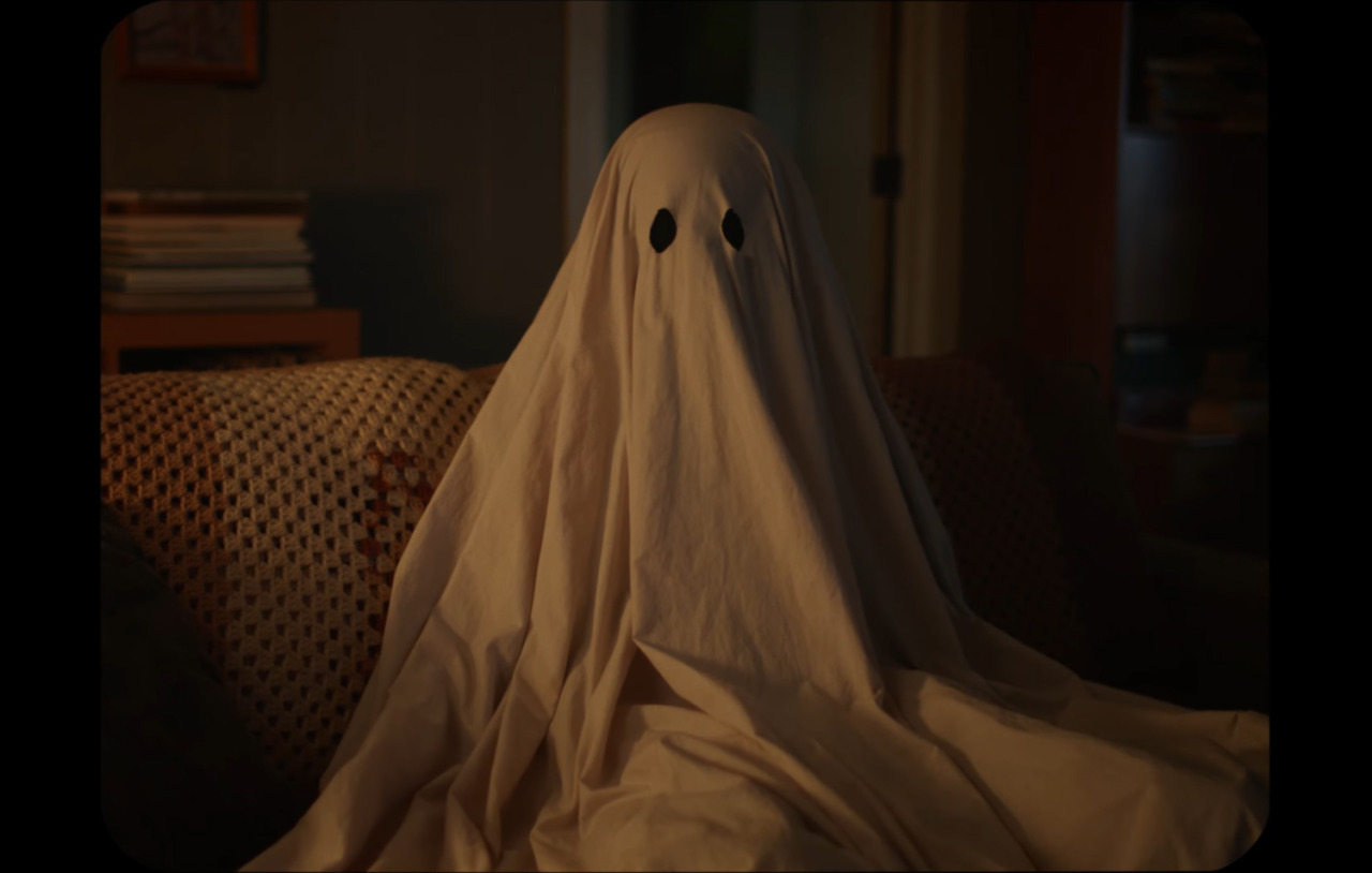 Casey Affleck's 'Ghost Story' costume required more than a sheet