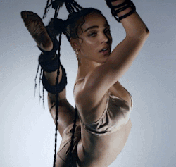twisted-view:FKA Twigs tied by Wykd Dave for her video Pendulum. https://youtu.be/O8yix8PZKlw