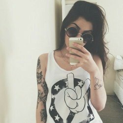 i-always-bet-on-inked-girls:  I Always Bet