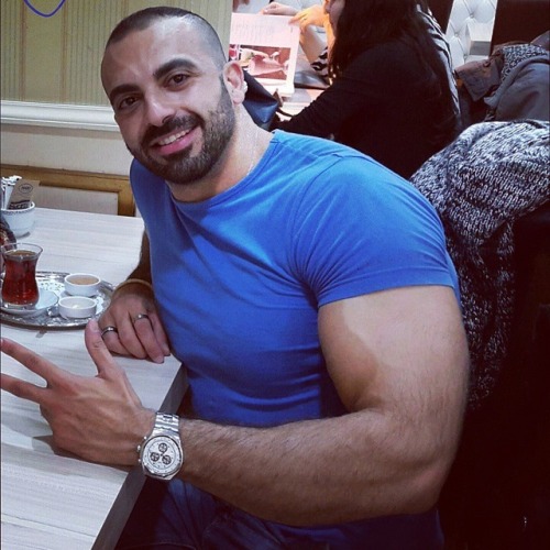 Hommes arabes