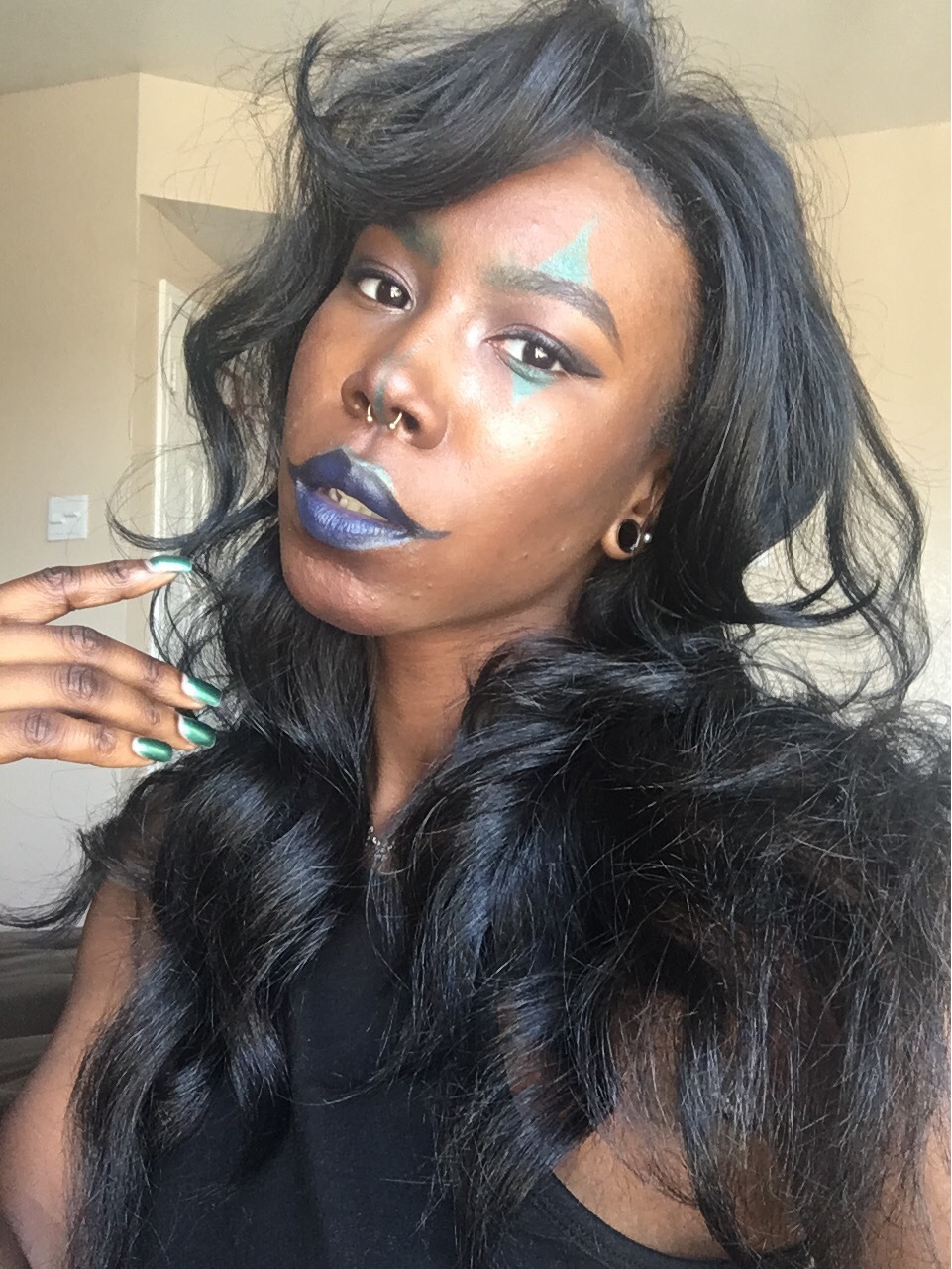 blackgothgirls:  💚